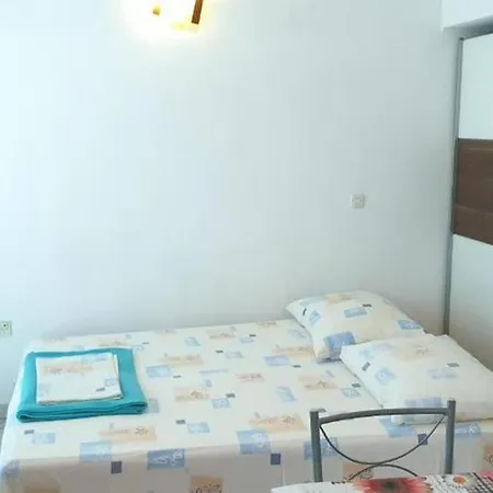 Apartman With Parking Space Omisalj, Krk - 22474 Omišalj