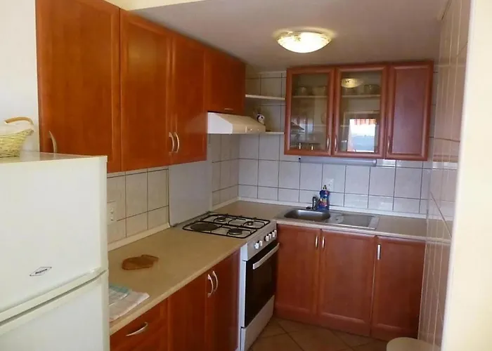 With Parking Space Omisalj, Krk - 22474 Apartment Omišalj